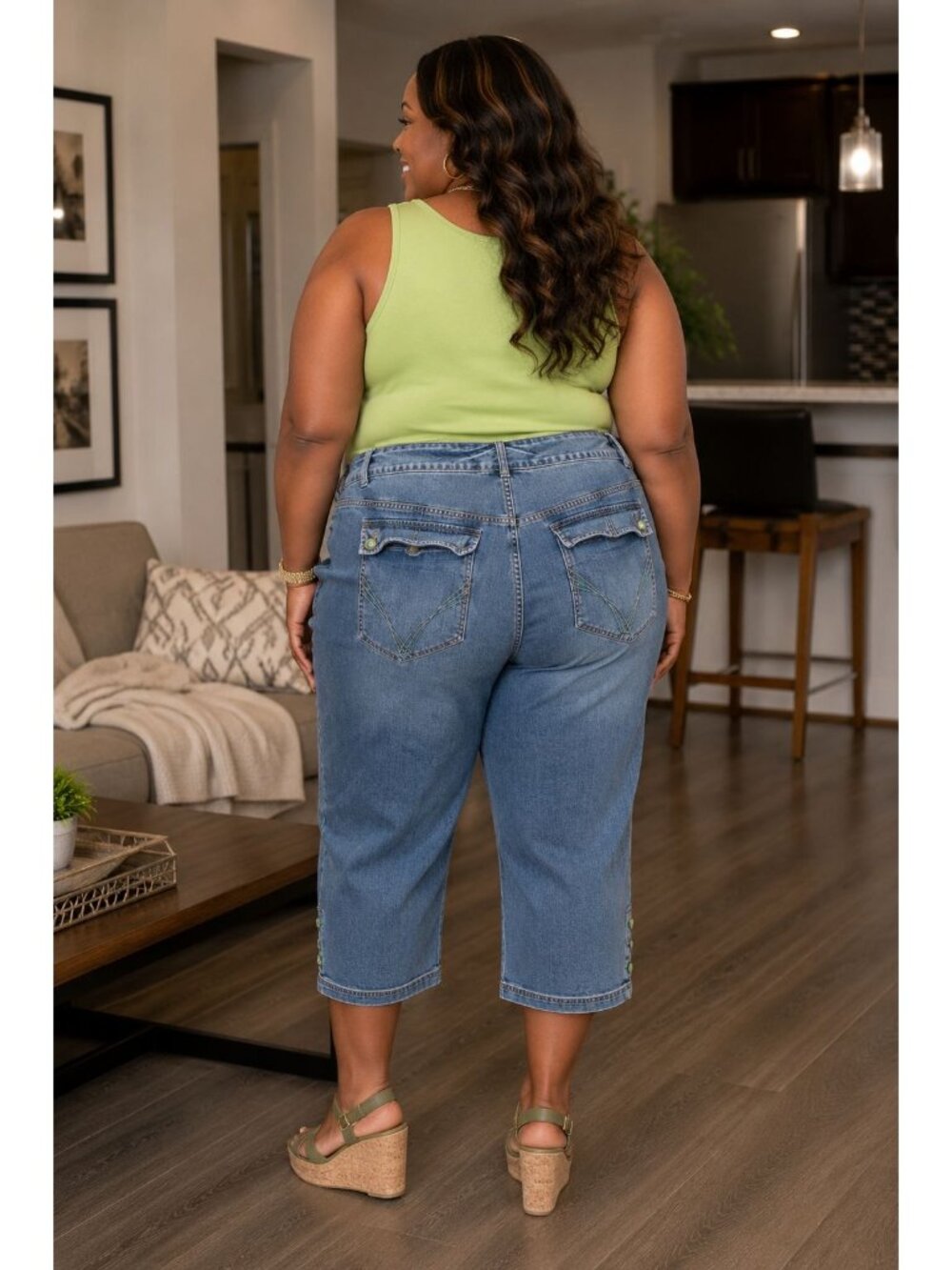 Venezia Size 22 Capri Jeans Denim Green Button Accents Mid Rise Cropped Fit - Picture 5 of 8